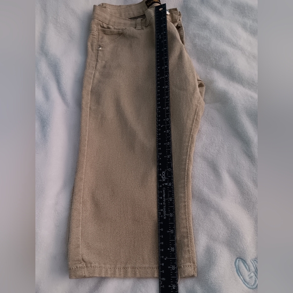 Victoria Jeans above the knee shorts Pre-owned - Picture 4 of 10